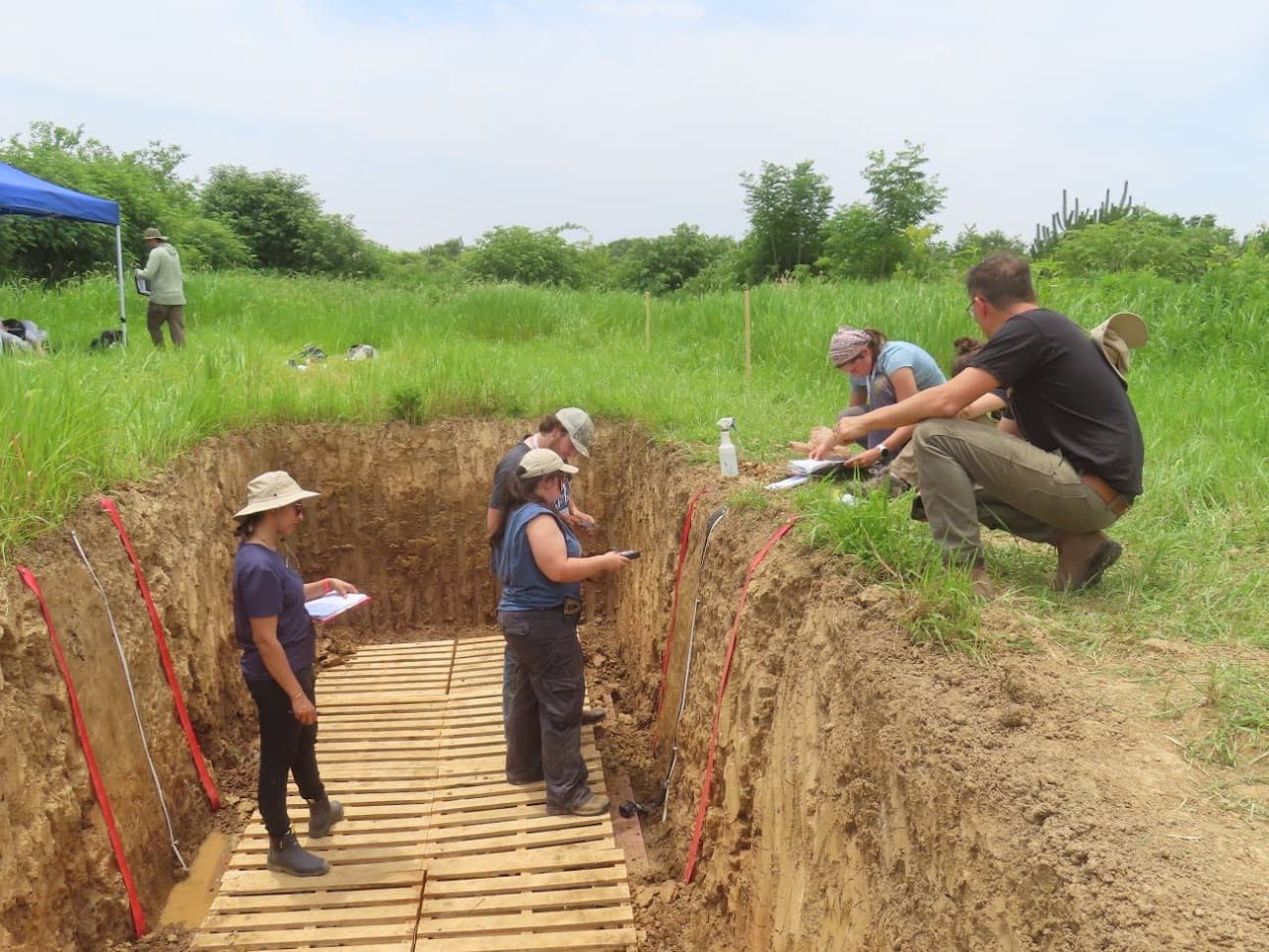 Field training near Nanjing and Jurong, 5th International Soil Judging Contest (2/21)