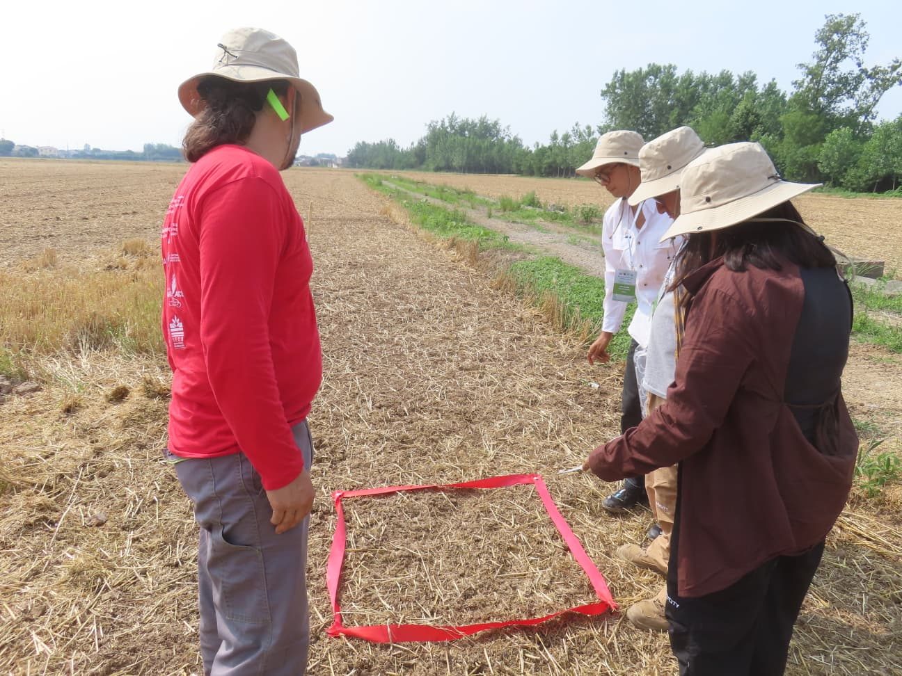 Field training near Nanjing and Jurong, 5th International Soil Judging Contest (7/21)