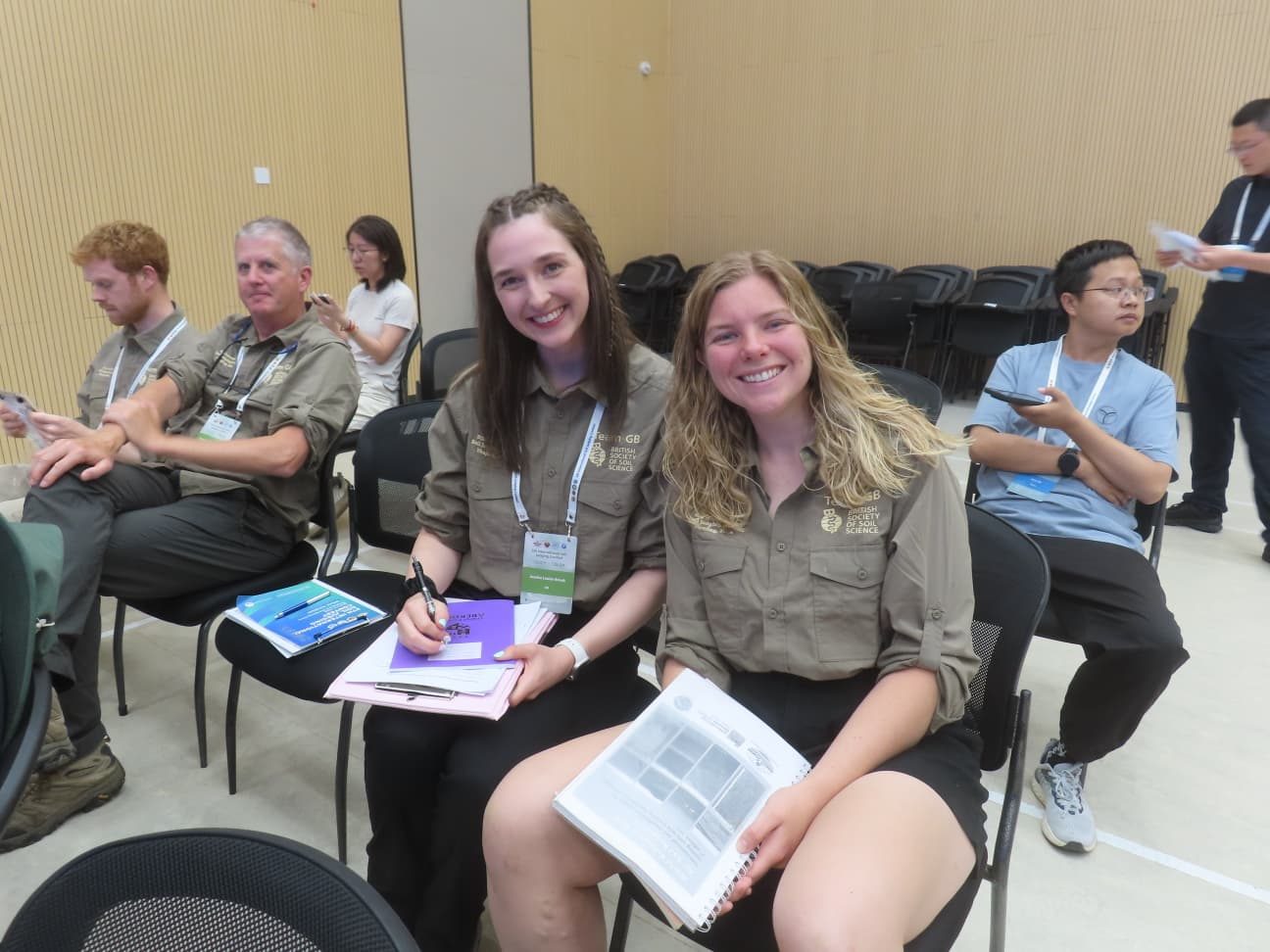 Classroom training at the 5th International Soil Judging Contest, Nanjing, China (7/9)